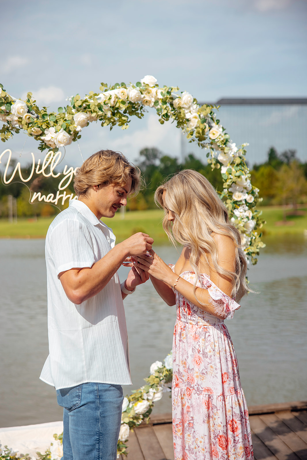 proposal photos from a Texas engagement photoshoot