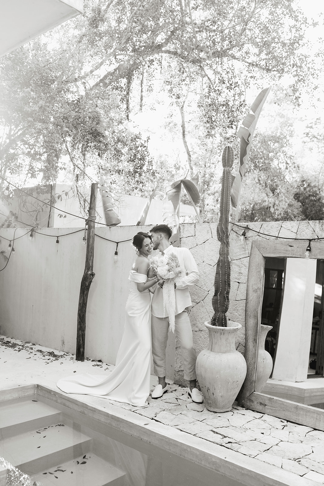 documentary style wedding photos from Kennedi Cooper Photography